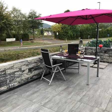 Am Weinberg Apartment Senheim